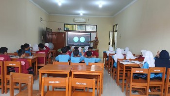Cerdas Digital: Program Koding & AI untuk Generasi Masa Depan