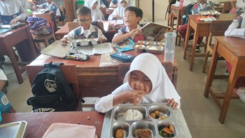 Mencetak Generasi Gemilang: Optimalisasi Program MBG di SDN Sunyaragi 1 